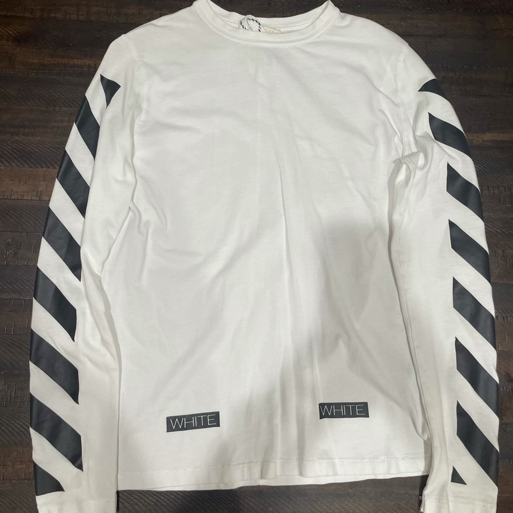 Off white long sleeve t-shirt